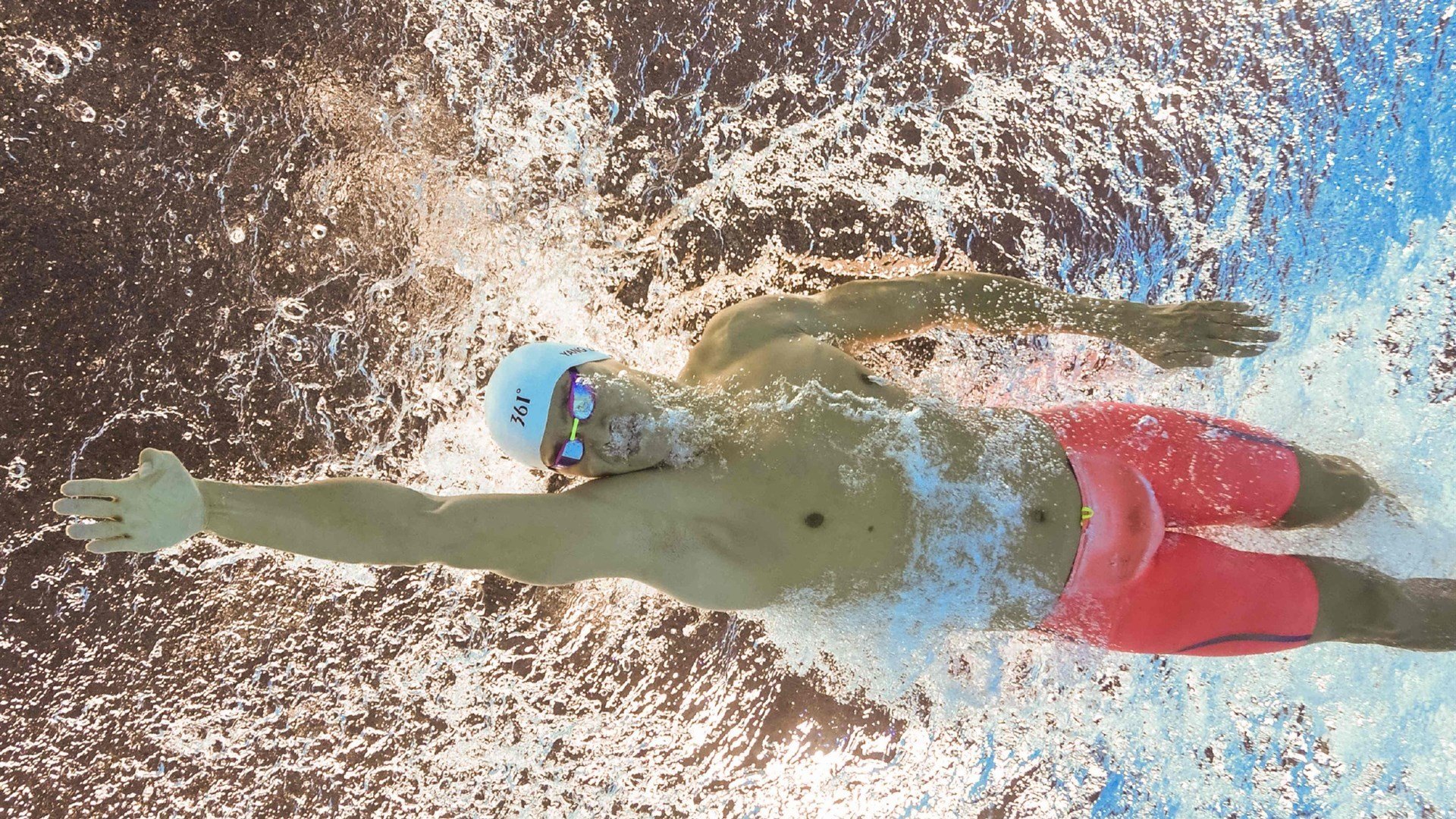 莱万多夫斯基连续二十场比赛得分超过势不可挡，西班牙队挑战极限！-九游娱乐登录入口